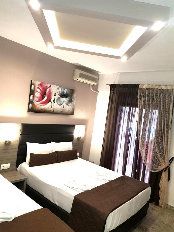 Hotel Kostas Olympiakí Aktí Екстериор снимка