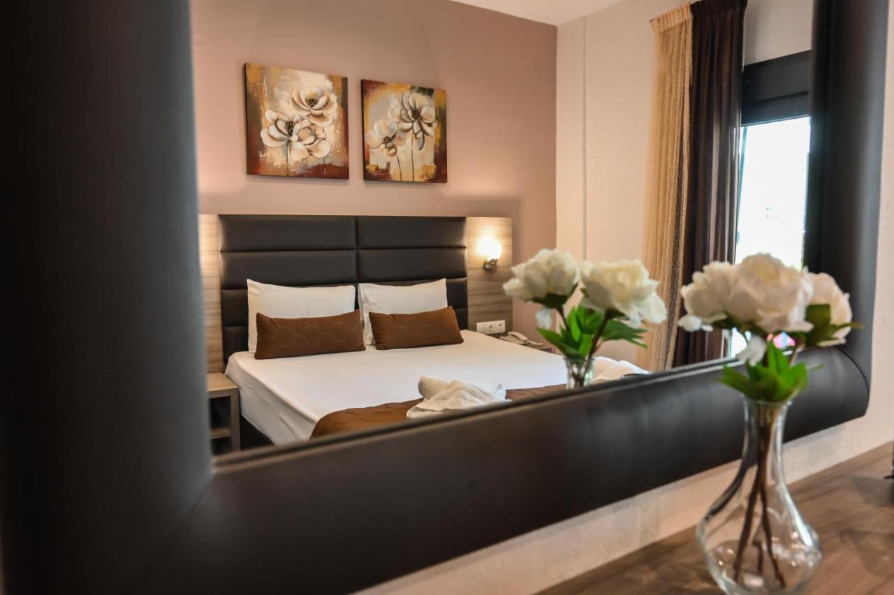 Hotel Kostas Olympiakí Aktí Екстериор снимка