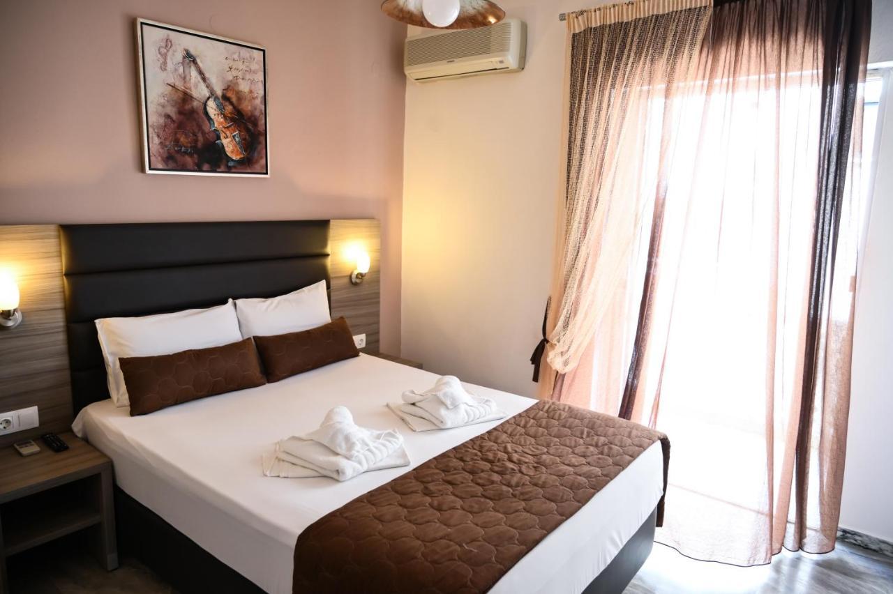 Hotel Kostas Olympiakí Aktí Екстериор снимка