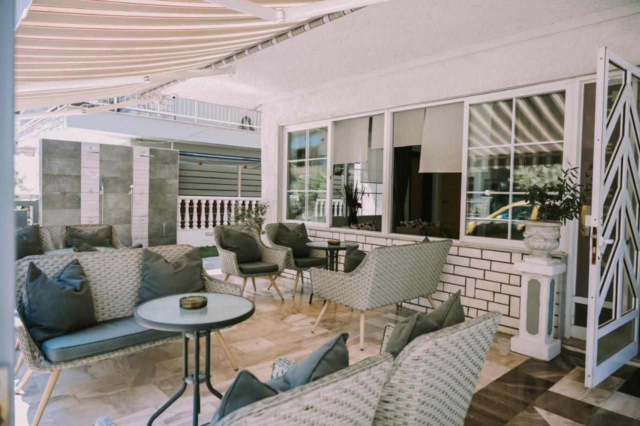 Hotel Kostas Olympiakí Aktí Екстериор снимка