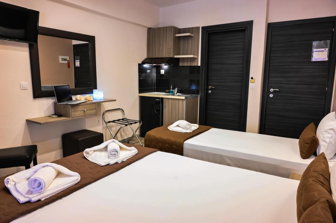 Hotel Kostas Olympiakí Aktí Екстериор снимка